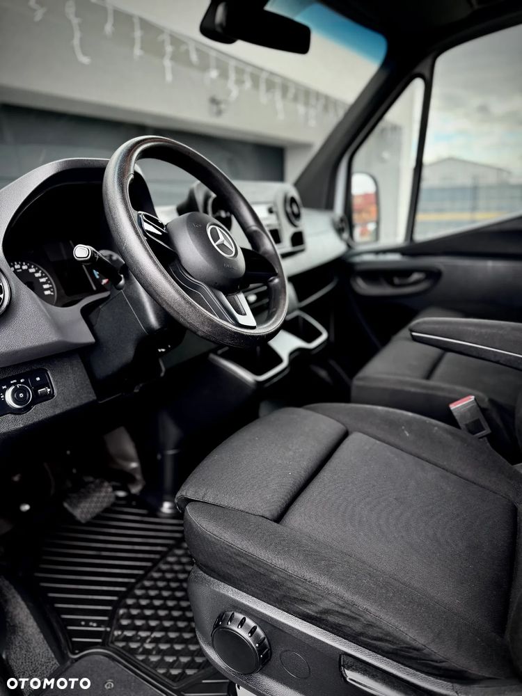 Mercedes-Benz eSPRINTER - 8