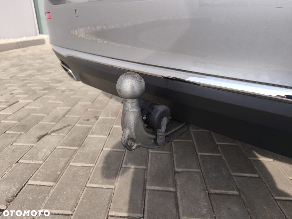 BMW Seria 5 530d xDrive Luxury Line - 11