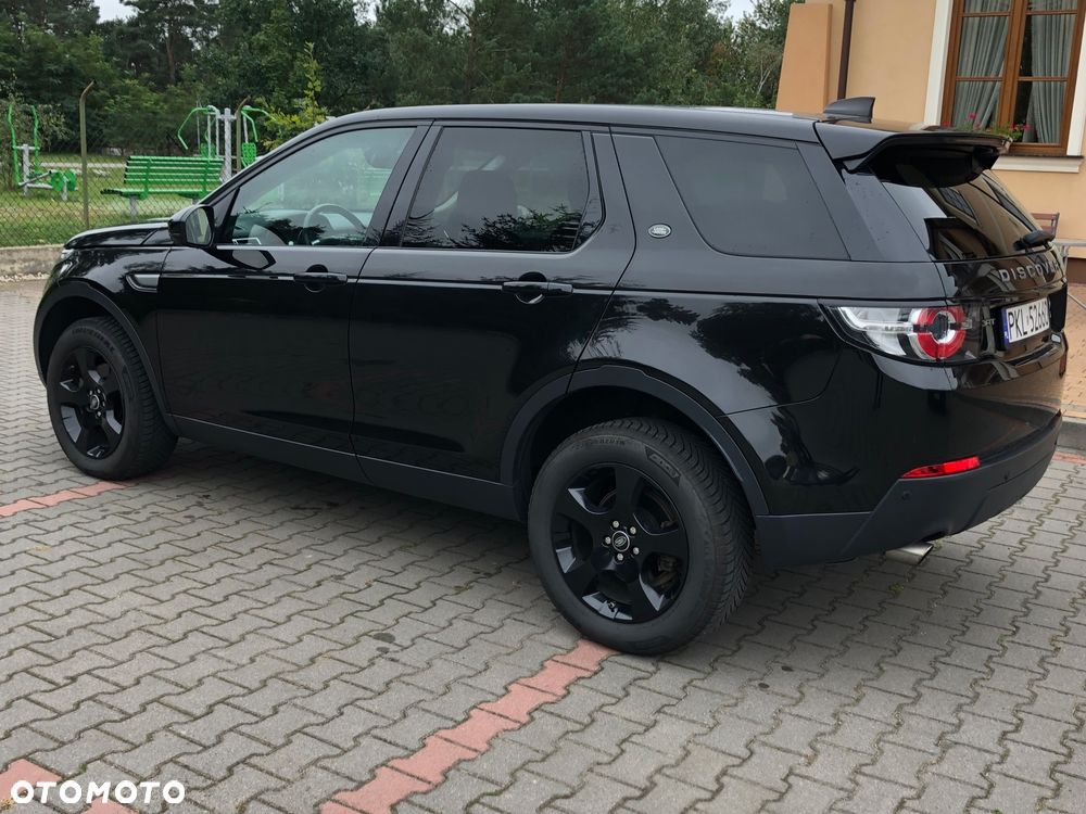 Land Rover Discovery Sport - 12