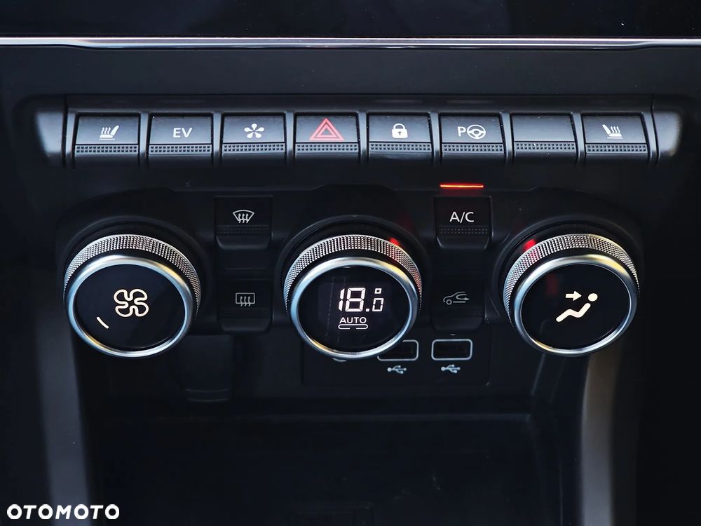 Renault Arkana 1.6 E-TECH Intens MMT - 32