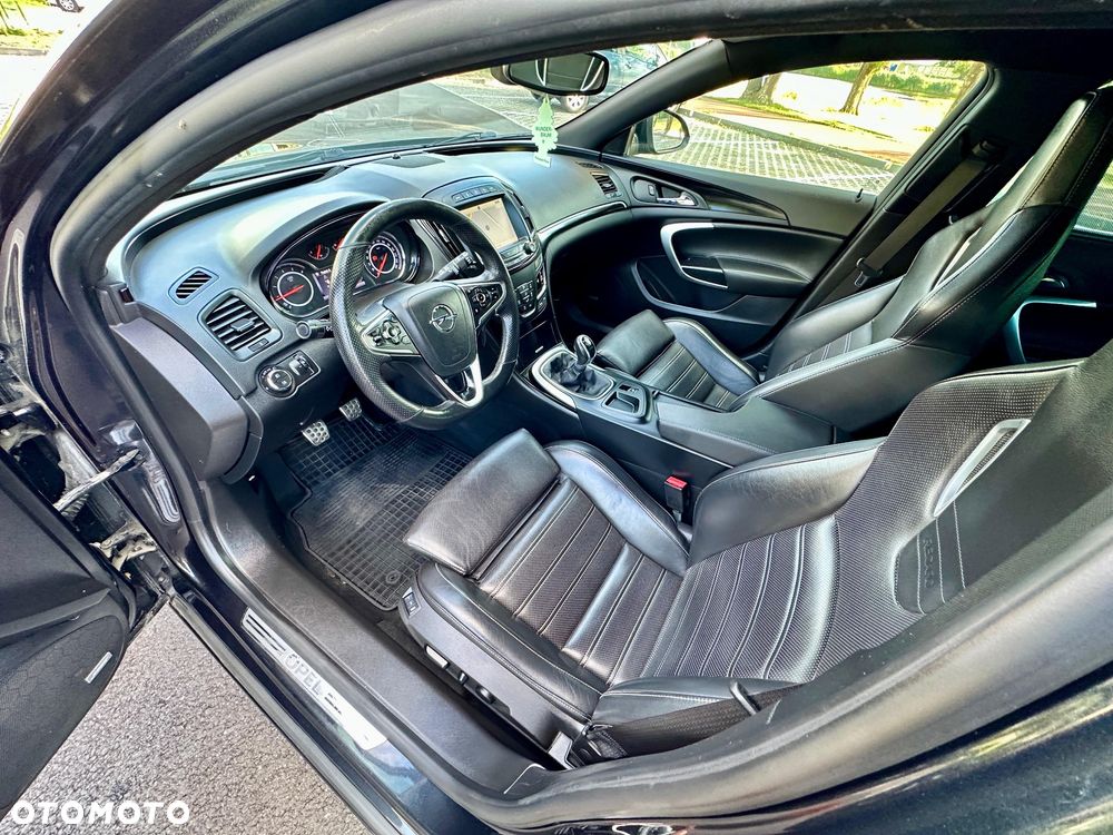 Opel Insignia - 18