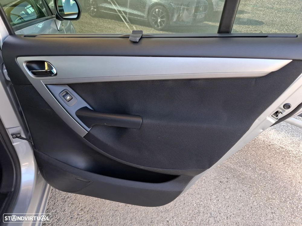 Citroën C4 Grand Picasso 1.6 HDi Exclusive - 37