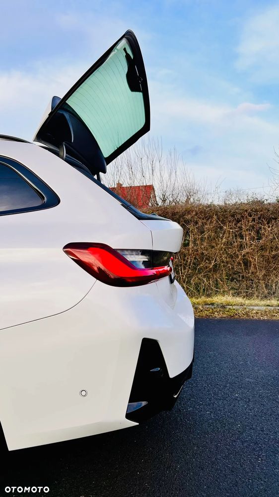 BMW Seria 3 320d xDrive M Sport Sport - 14