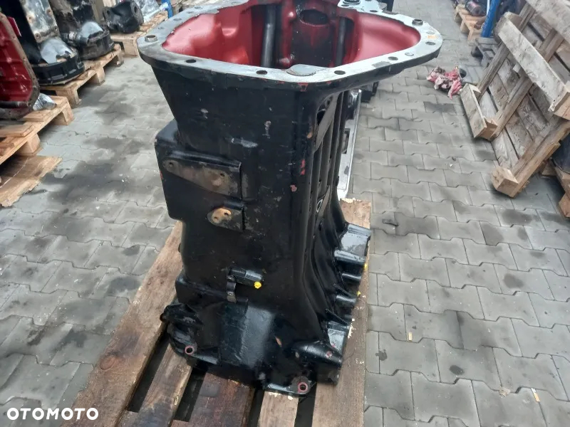 Obudowa skrzyni biegów 199057A2 Case MX110 - 3