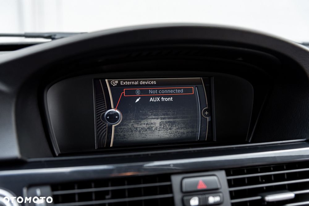 BMW Seria 3 318i - 30