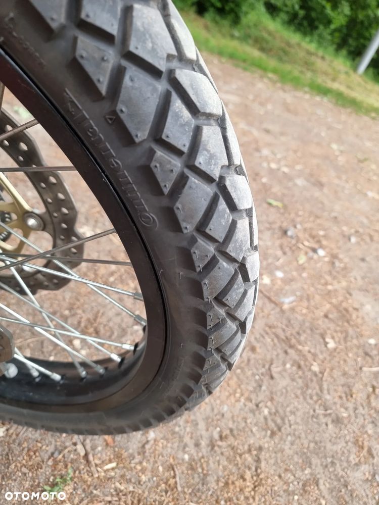 Honda CRF - 9