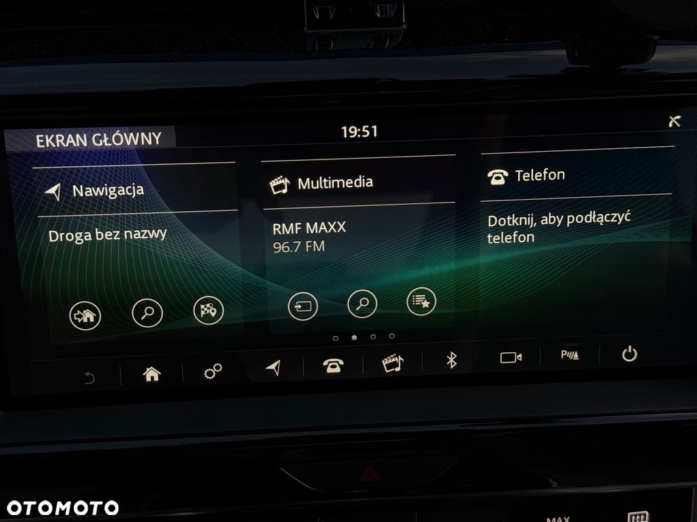 Jaguar XE D180 S - 23
