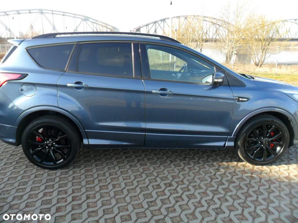 Ford Kuga 1.5 TDCi 2x4 ST-Line - 4