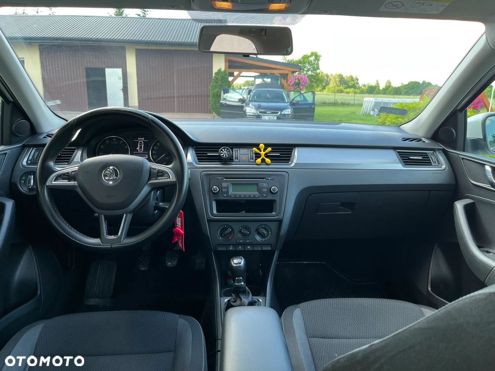 Skoda RAPID 1.2 Ambition - 11