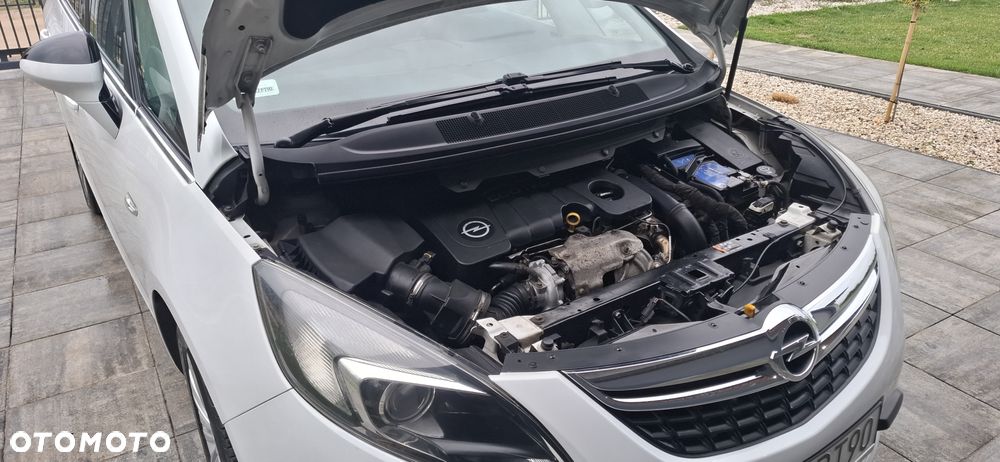 Opel Zafira - 8
