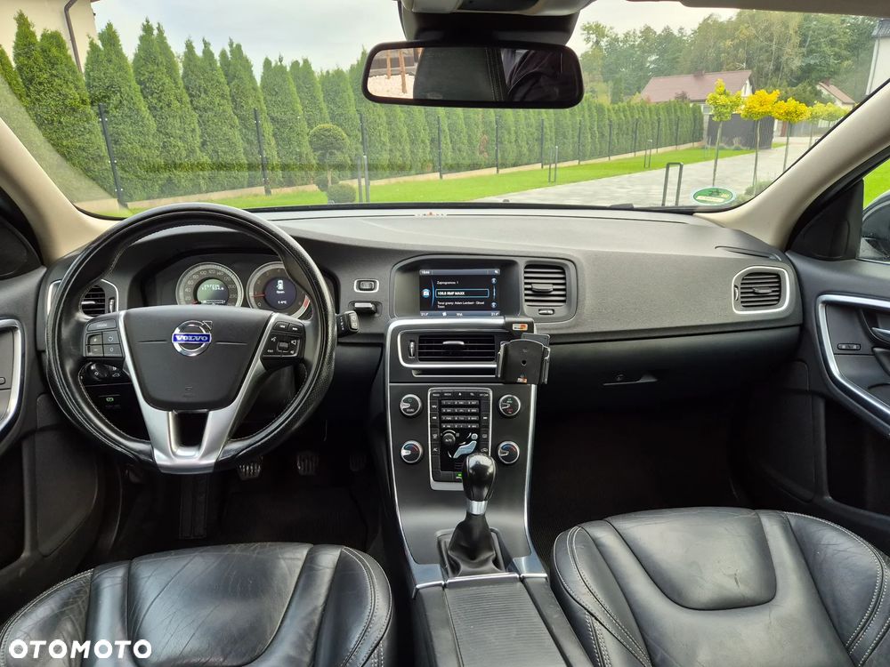 Volvo V60 2011 photo 5