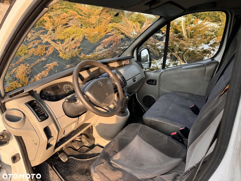 Renault Trafic - 7