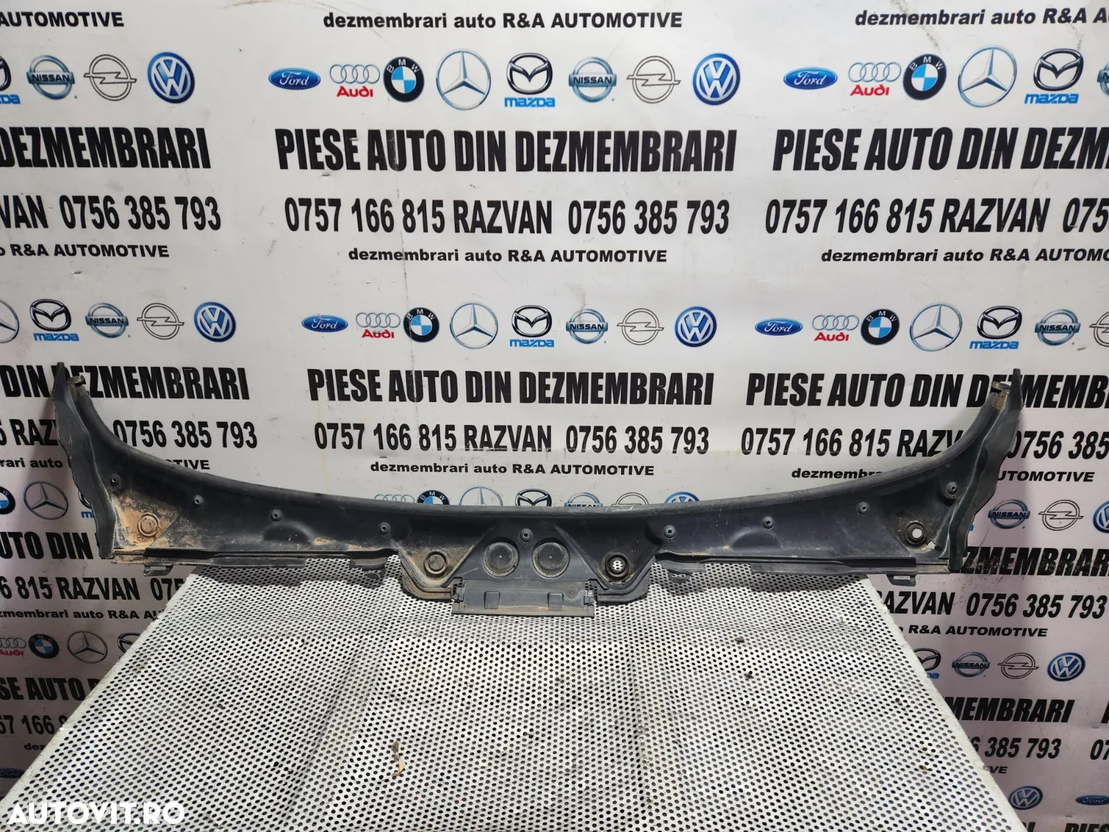 Grila Stergatoare Bmw Seria 4 F32 F33 F36 Motor N47D20D Dezmembrez Bmw Seria 4 F32 F33 F36 Coupe 2. - 2