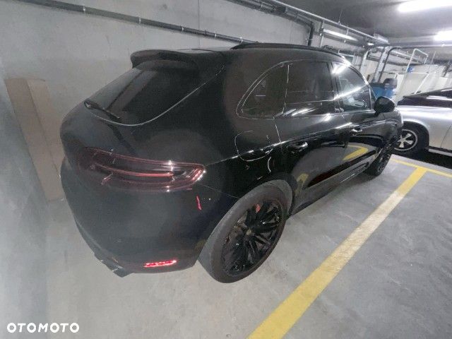 Porsche Macan Turbo Performance - 4