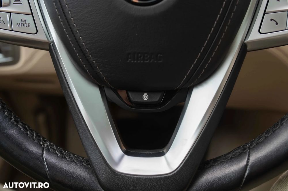 BMW Seria 7 740d xDrive - 25
