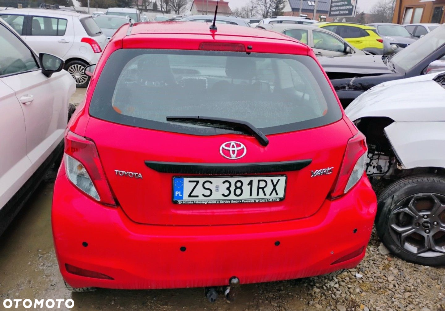 Toyota Yaris - 12