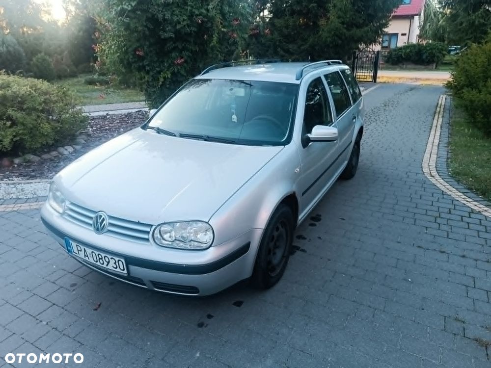 Volkswagen Golf Variant - 2