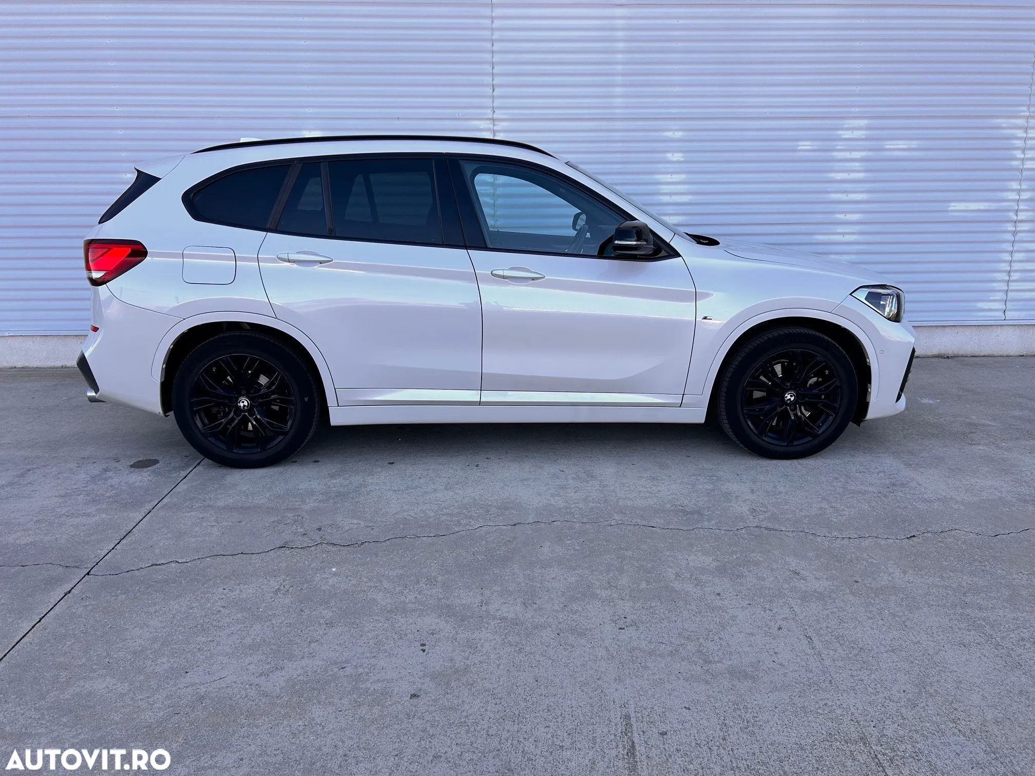 BMW X1 xDrive20d AT - 4