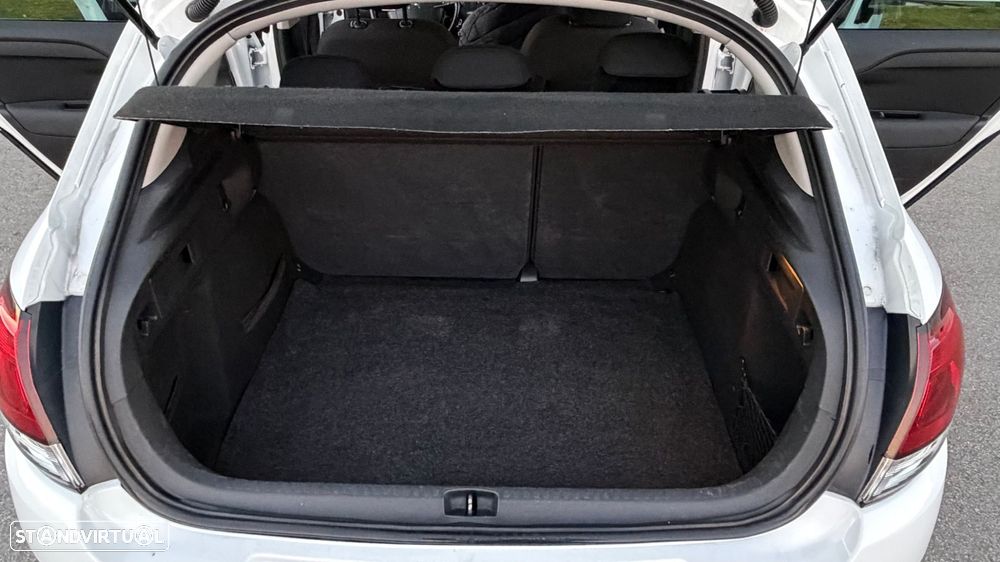 Citroën C4 1.6 BlueHDi Feel - 11