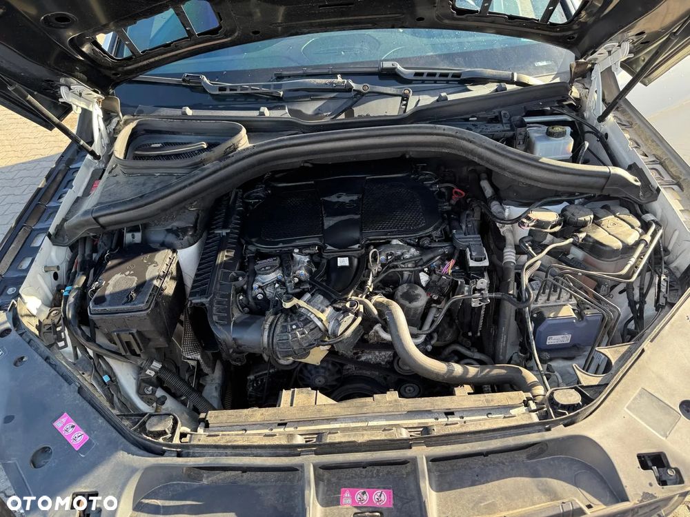 Mercedes-Benz GLE - 23