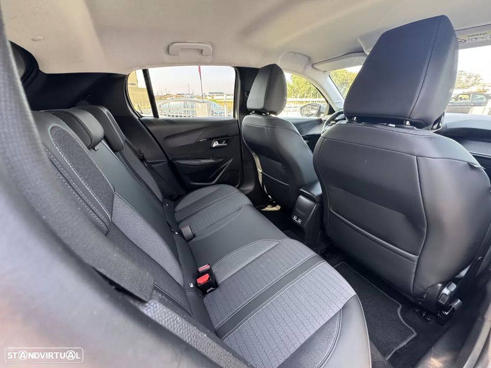 Peugeot e-208 50 kWh Allure - 31