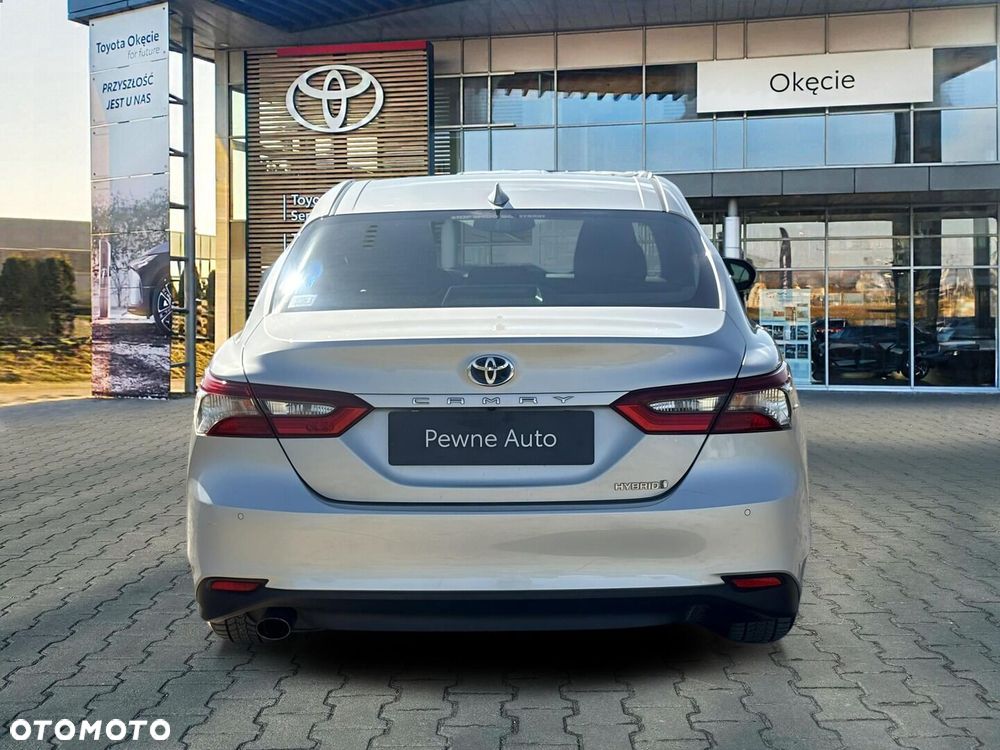 Toyota Camry 2.5 Hybrid Comfort CVT - 4