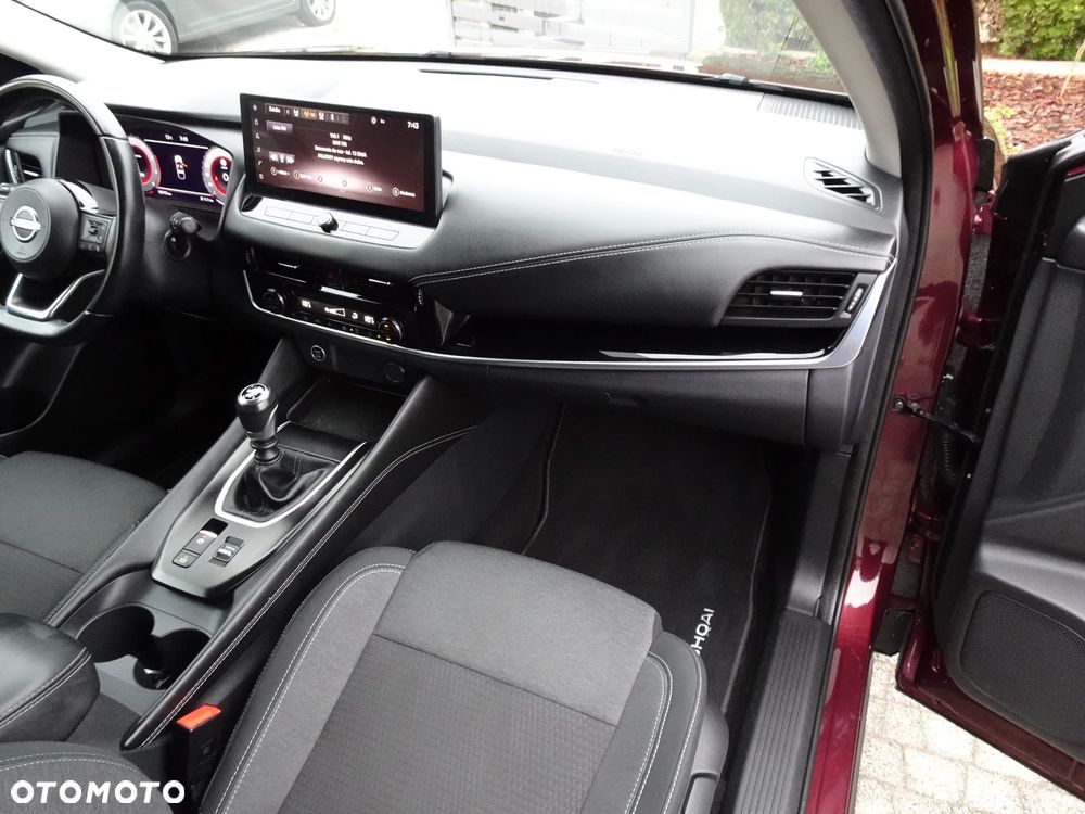 Nissan Qashqai 1.3 DIG-T MHEV N-Connecta - 17