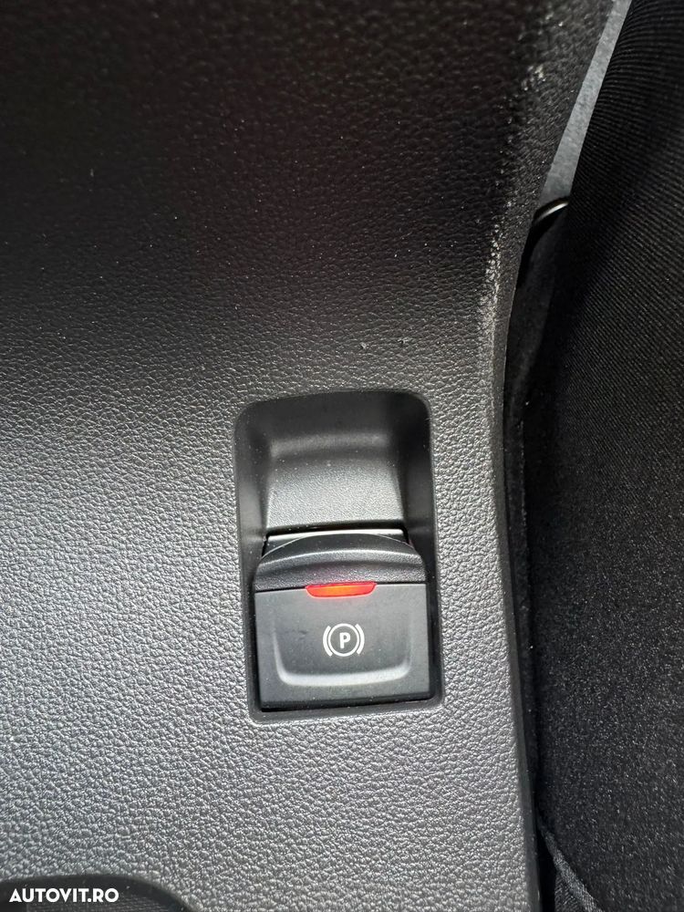 Dacia Logan TCe 90 MT6 Journey - 29