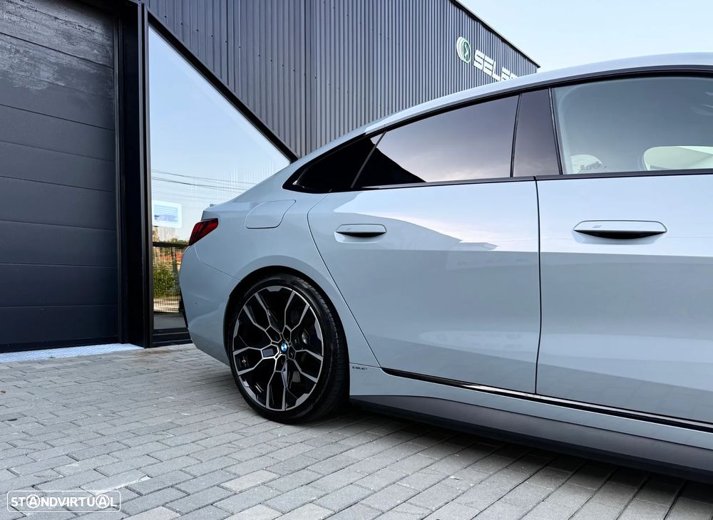 BMW i4 eDrive40 Pack Desportivo M Pro - 15