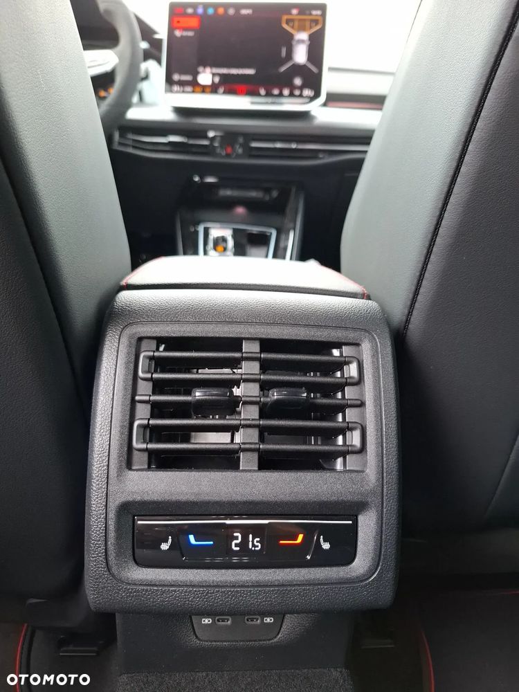 Volkswagen Golf - 15