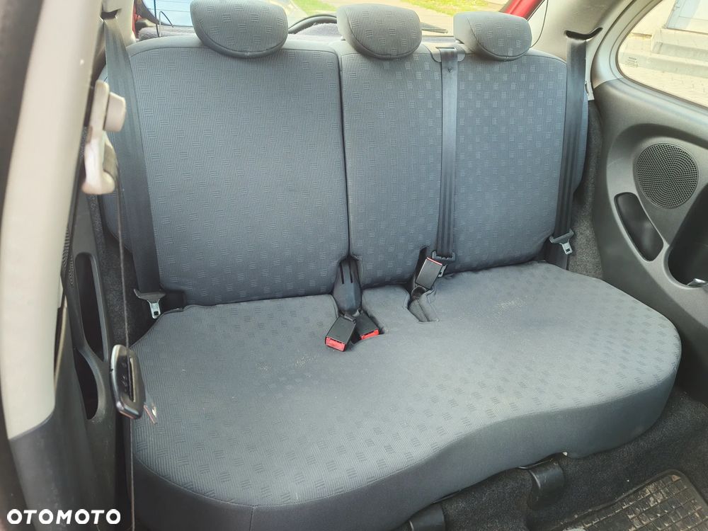 Nissan Micra 1.2 Visia - 4