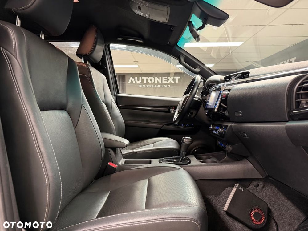 Toyota Hilux 2.4 D-4D Double Cab Selection 50 4x4 - 29