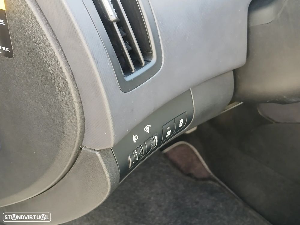 Kia Ceed SW 1.6 CRDi ECO - 32