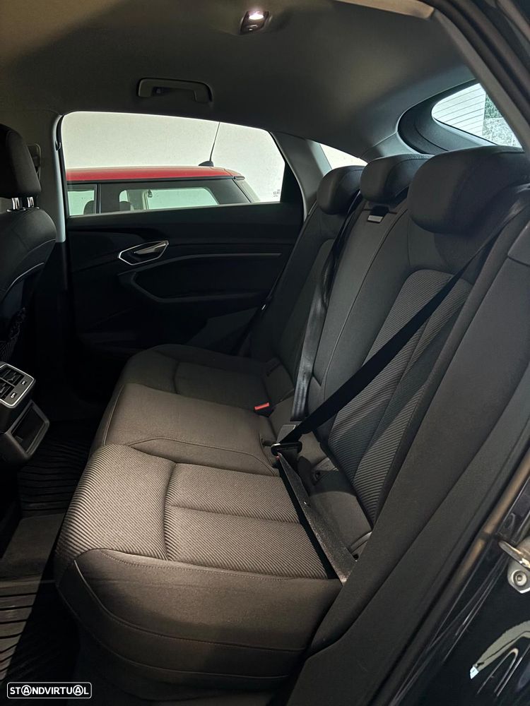 Audi e-tron Sportback - 11