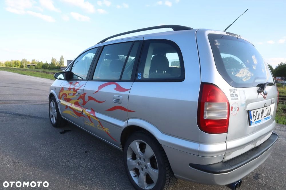 Opel Zafira 1.8 16V Comfort - 5