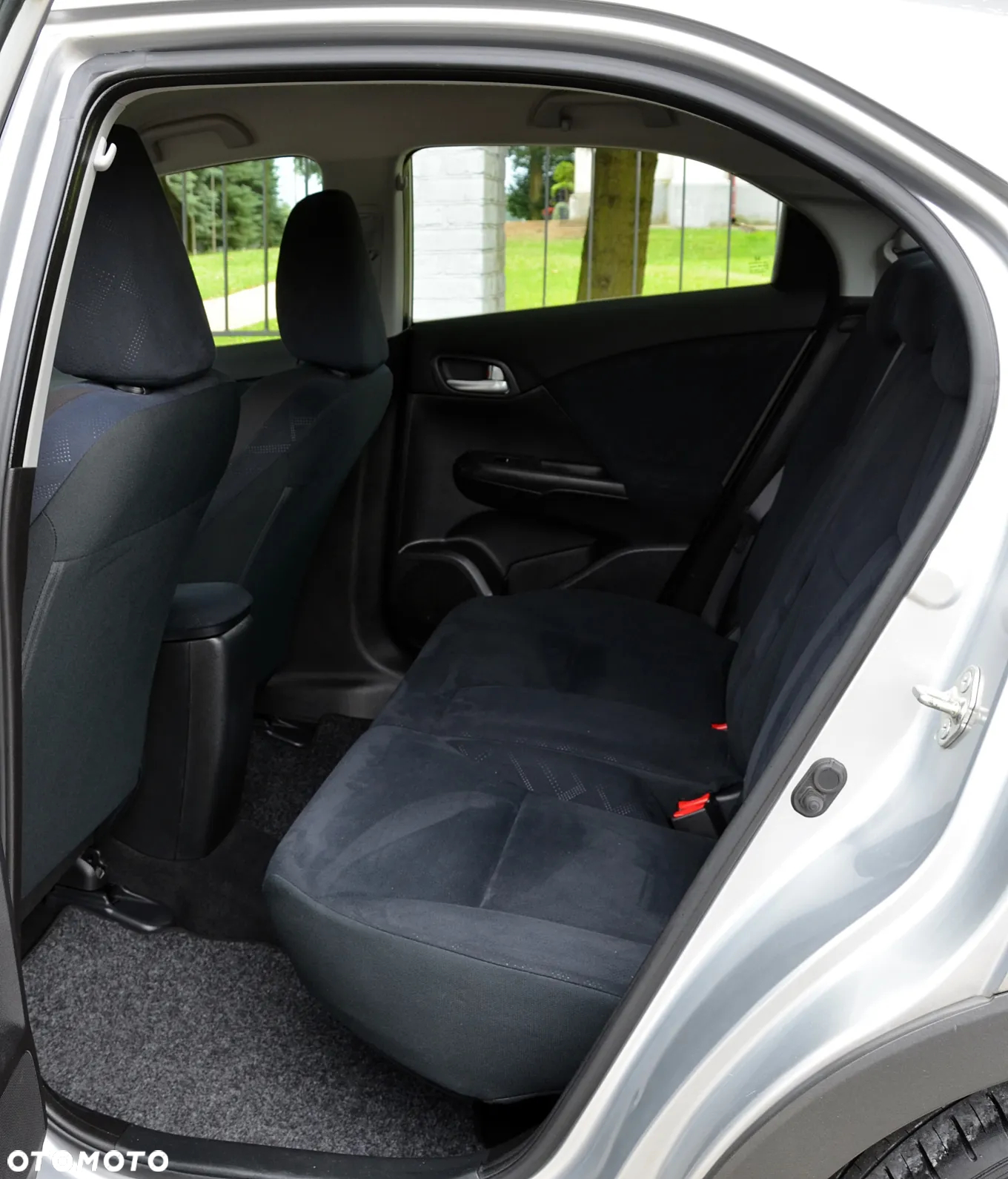 Honda Civic 1.4 i-VTEC Comfort - 9