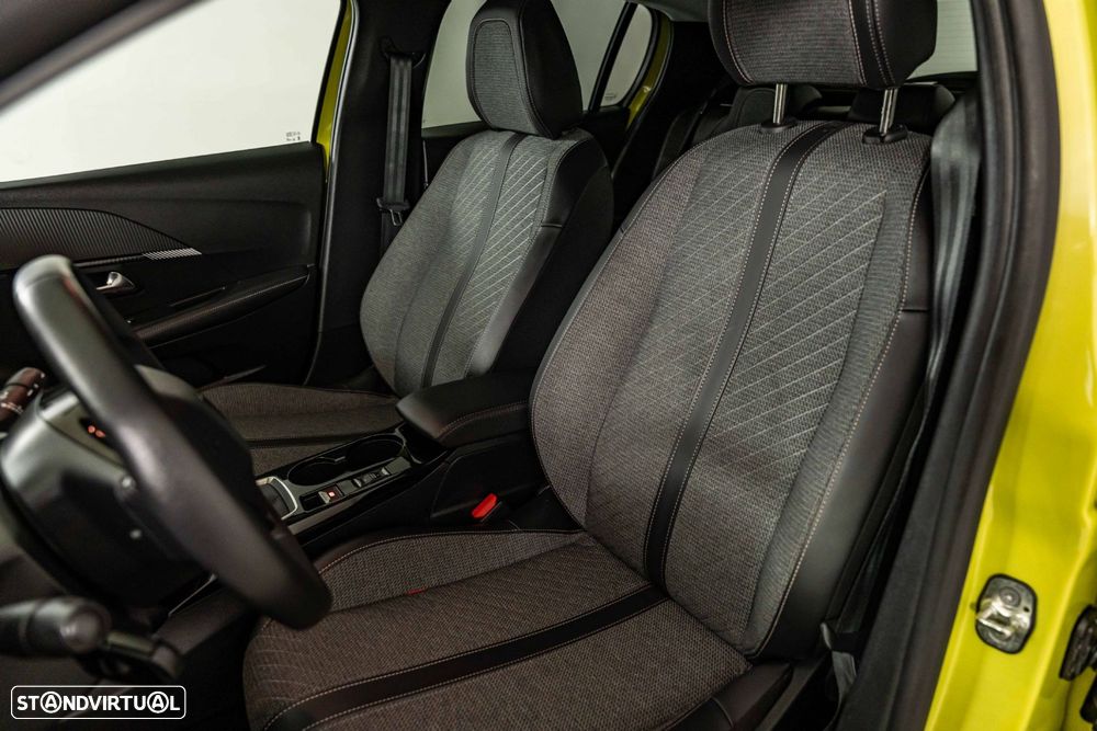 Peugeot 208 1.2 PureTech Allure - 11
