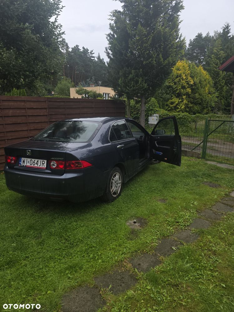 Honda Accord - 4