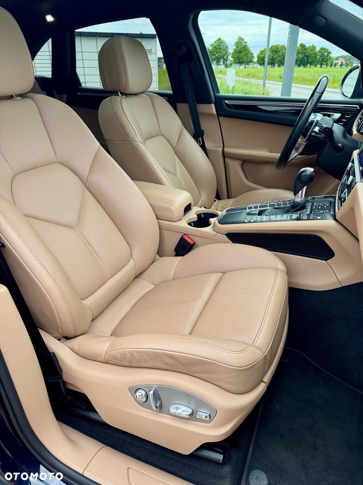 Porsche Macan Standard - 13