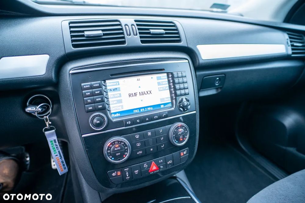 Mercedes-Benz Klasa R 320 CDI L 4-Matic - 25