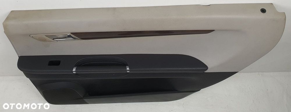 TAPICERKA BOCZEK PRAWY TYŁ MERCEDES R LIFT W251 - 5