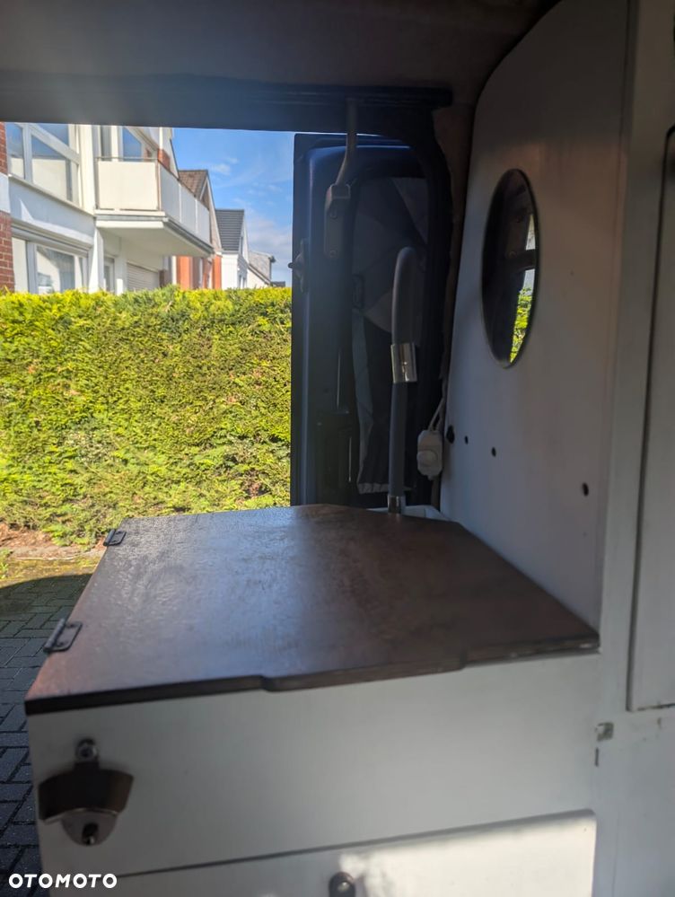 Volkswagen Transporter - 7