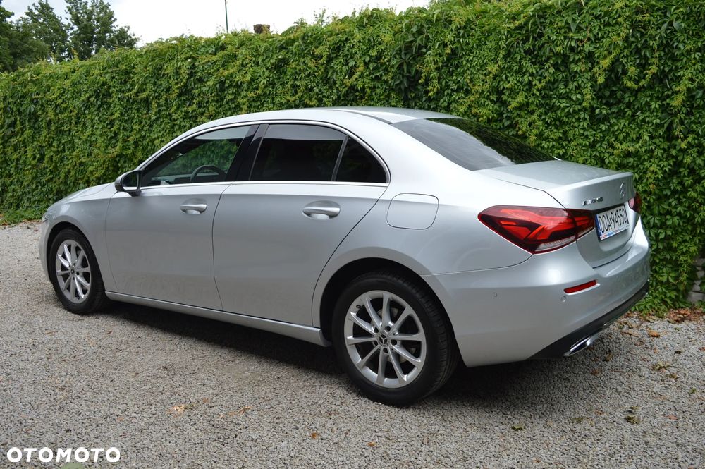 Mercedes-Benz Klasa A 180 d Progressive 7G-DCT - 4
