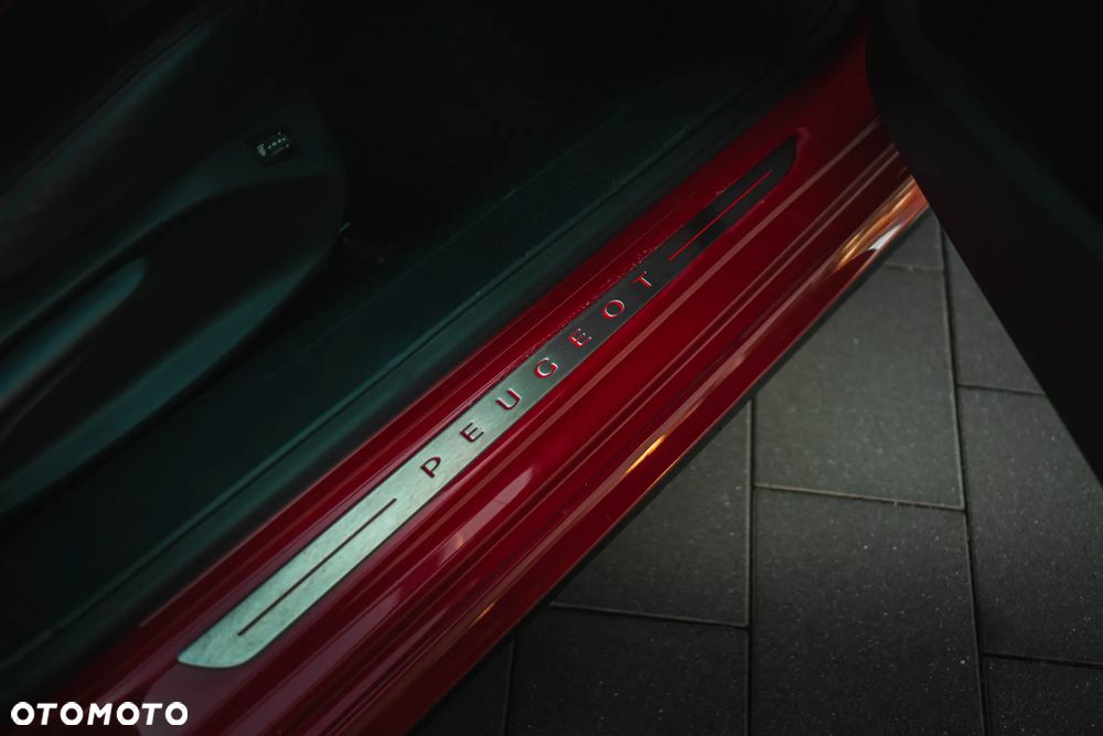 Peugeot 208 GTI 200 THP - 16