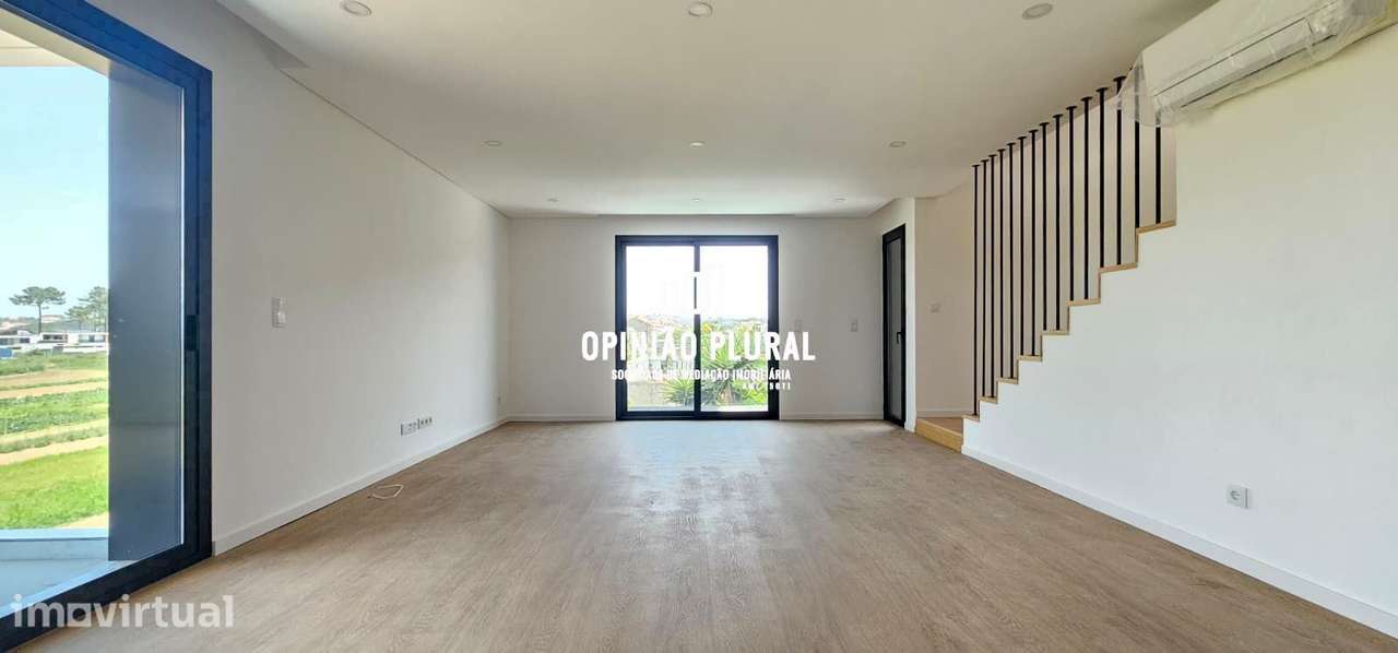 Moderno Duplex T4 em Valadares: Conforto e Estilo - Grande imagem: 2/34