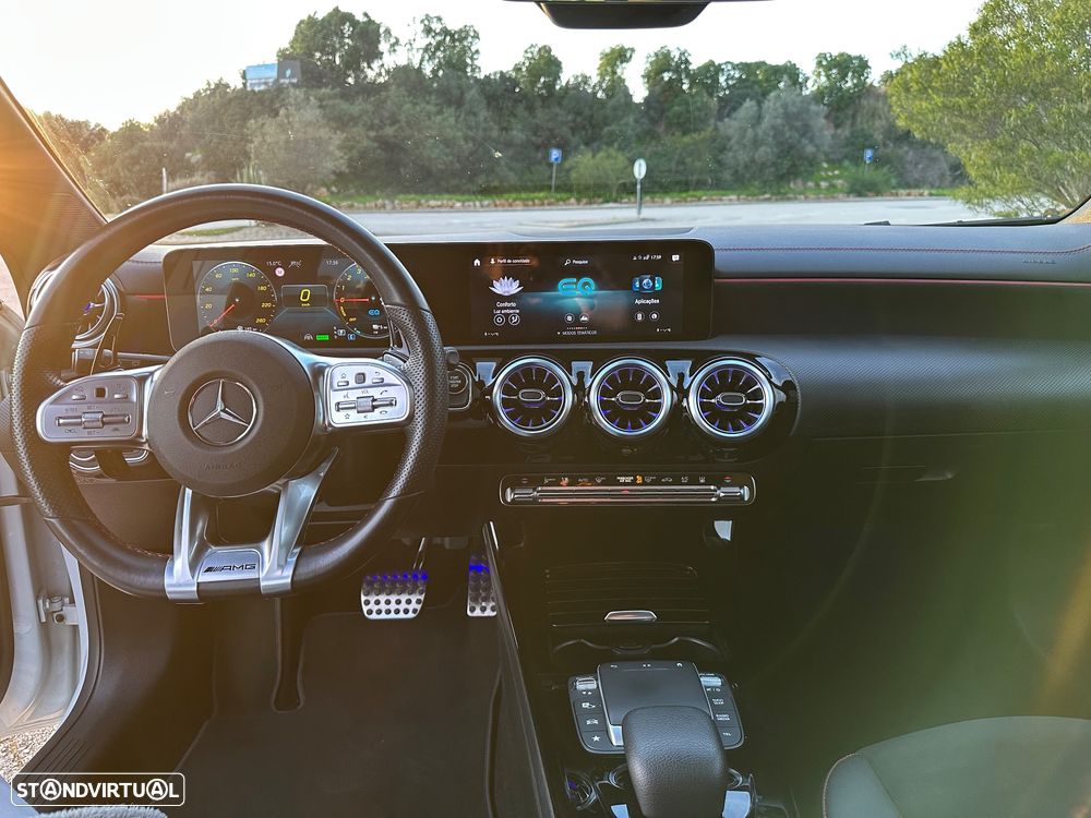 Mercedes-Benz CLA 250+ ver-4--maticplus - 32