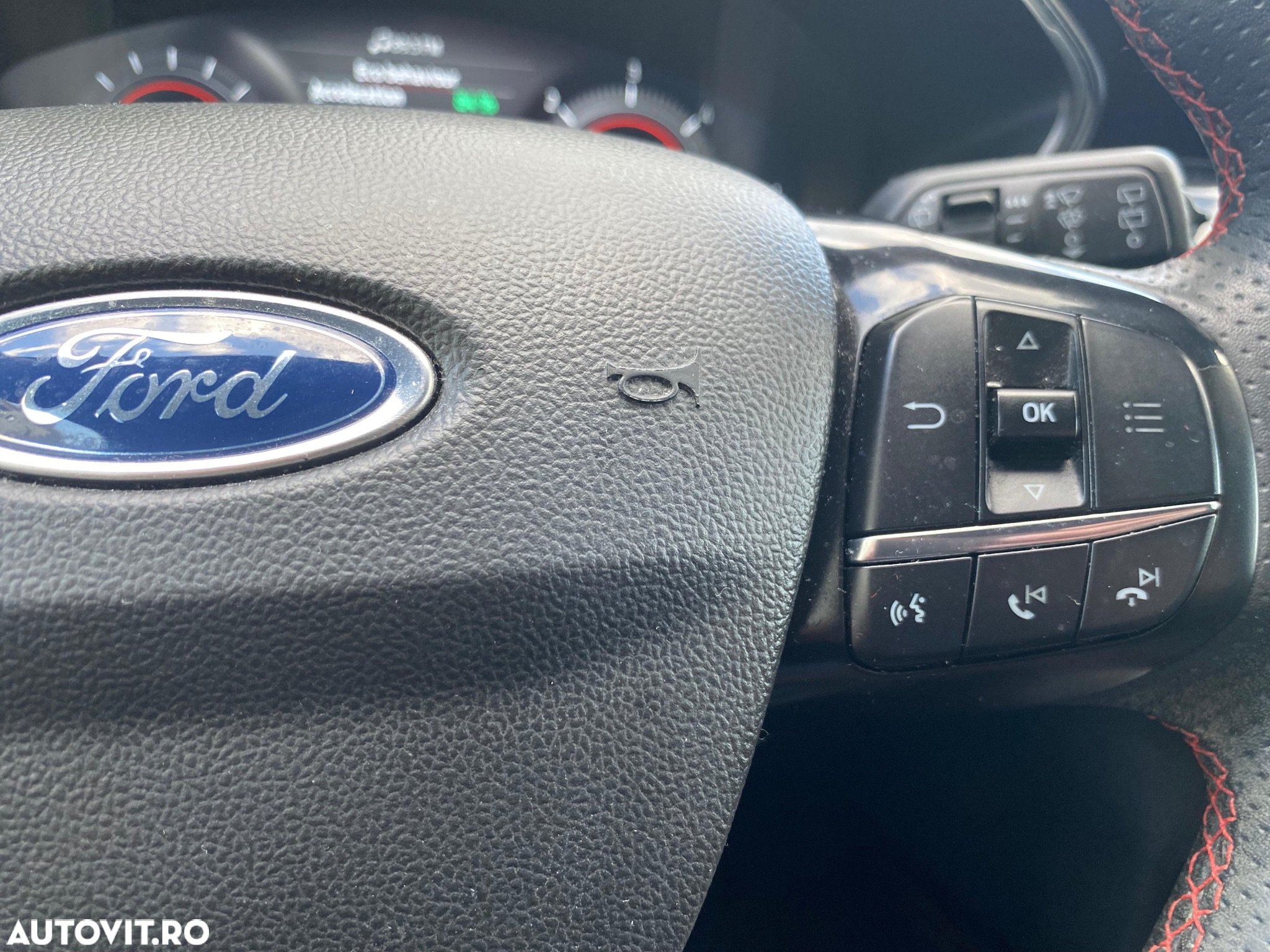 Ford Kuga 1.5 EcoBlue FWD ST Line - 18