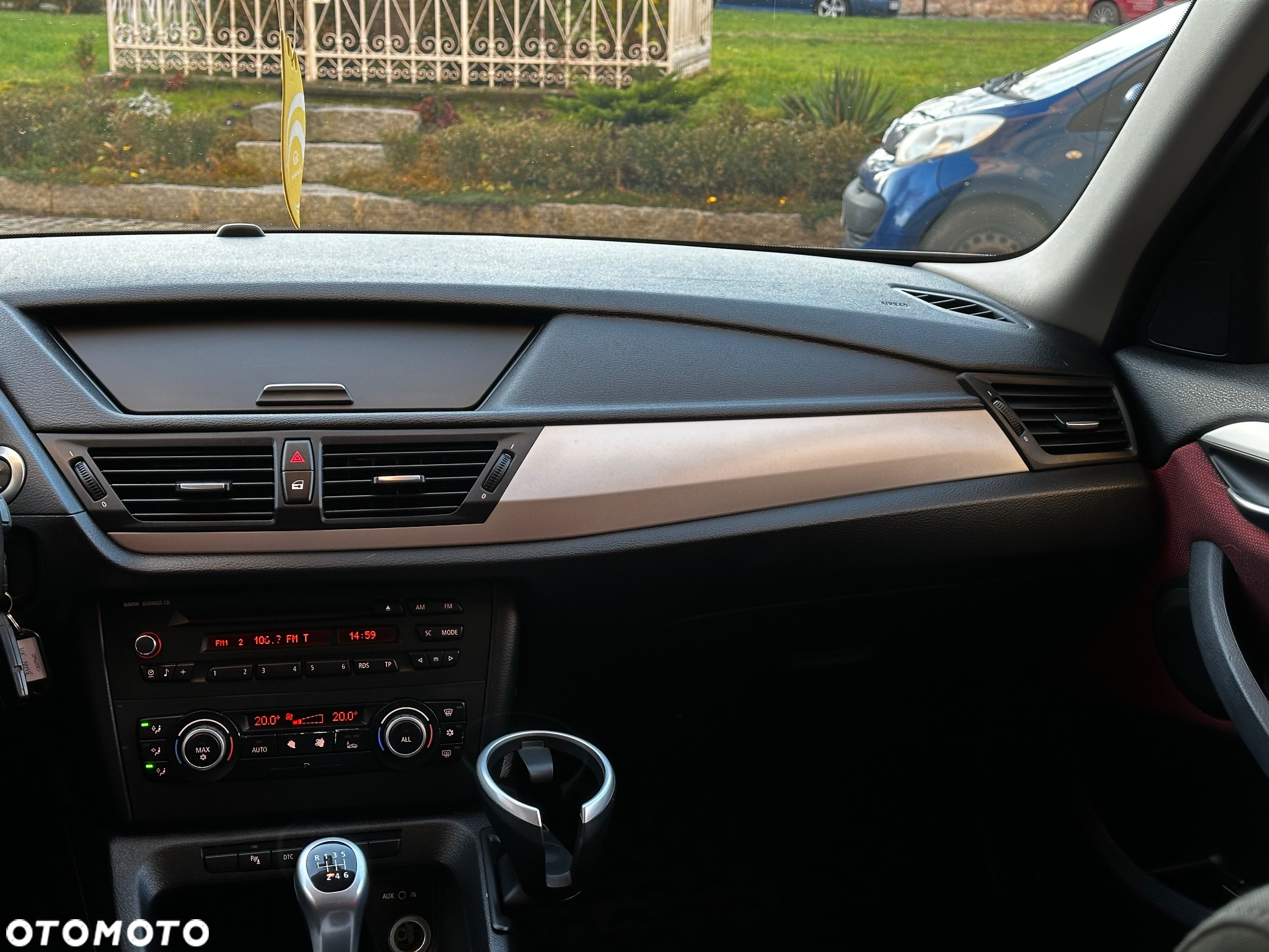 BMW X1 sDrive18i - 11