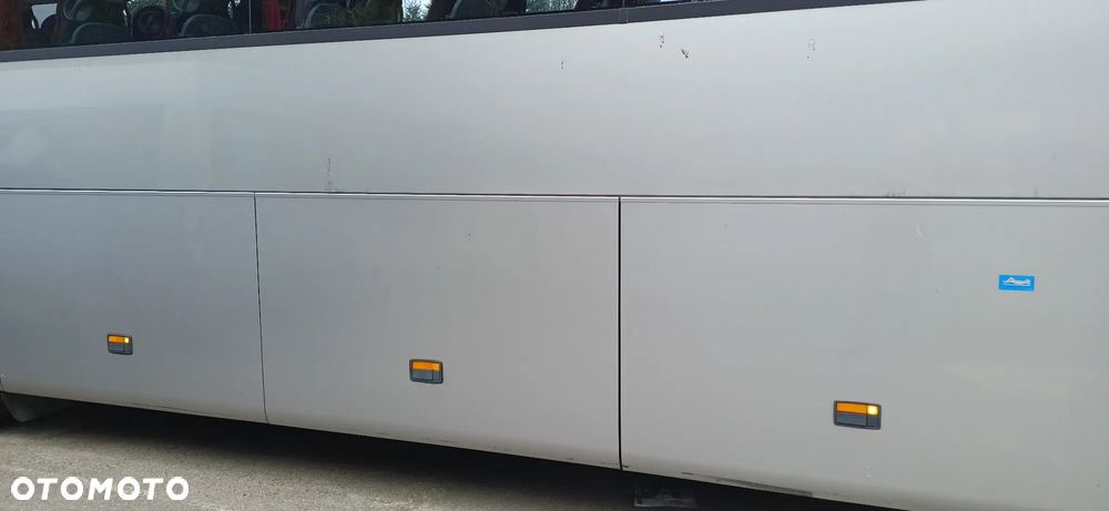 Mercedes-Benz Tourismo 17 RHD - 6