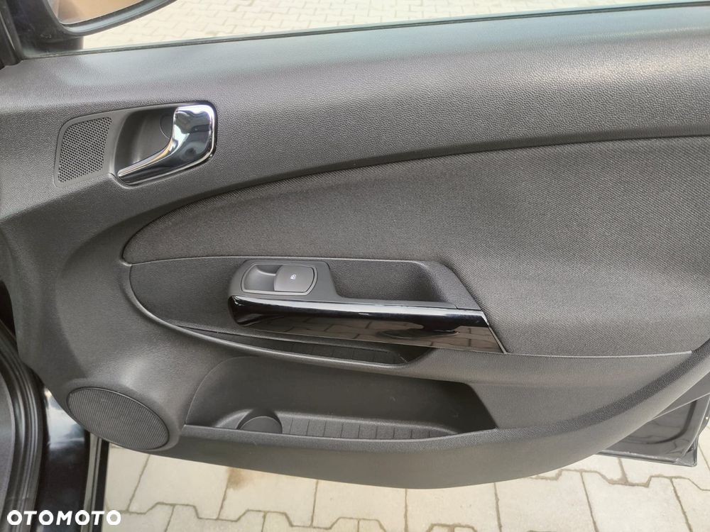 Opel Corsa 1.4 16V Energy - 18